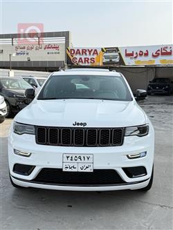 جیپ گراند شیرۆکی